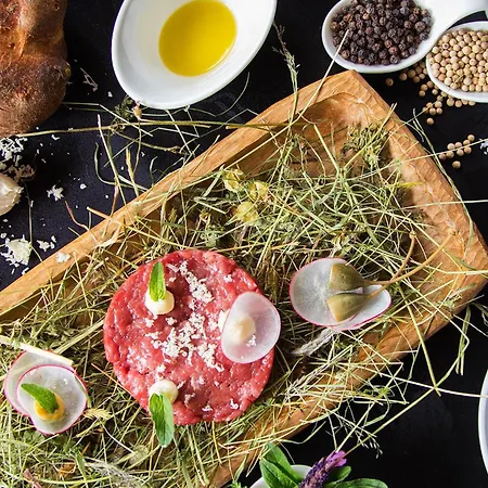 Casa Toedi Restaurant