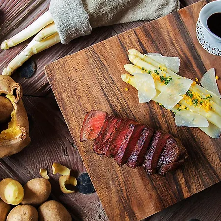 Casa Toedi Restaurant 3* Trun