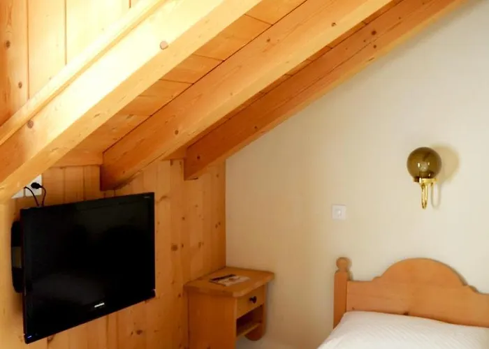 Casa Toedi Restaurant Gasthof 3*