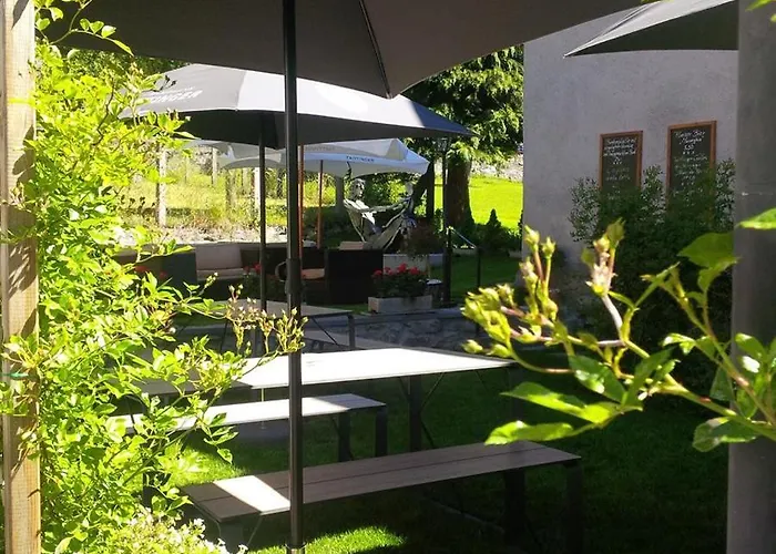 Casa Toedi Restaurant Mini-hôtel Trun