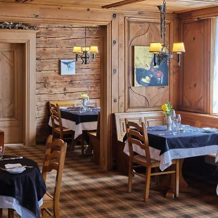 Casa Toedi Restaurant 3* Trun