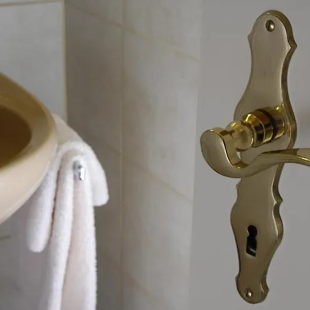 Casa Toedi Restaurant Мини-отель Trun