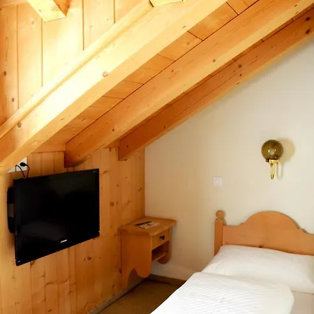 Casa Toedi Restaurant Мини-отель 3*